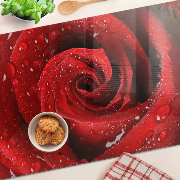 Deska kuchenna szklana z motywem czerwonej róży z kroplami wody
