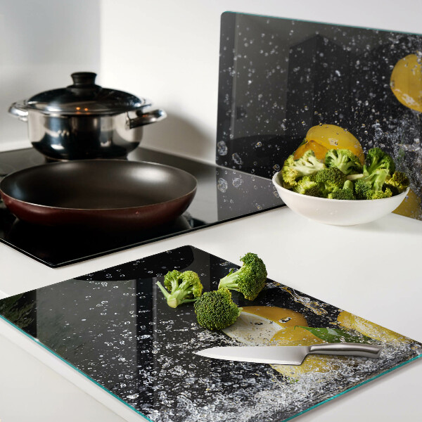 Szklana deska do krojenia z nadrukiem cytryn w wodzie