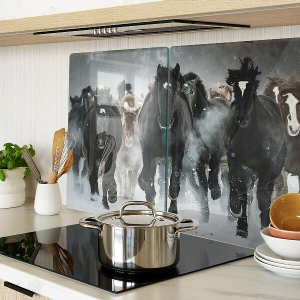 Deska kuchenna szklana z motywem galopujących koni w mgle