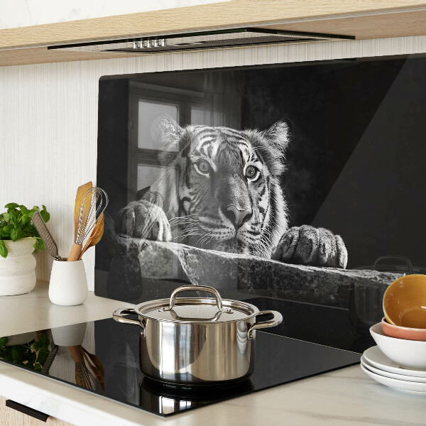 Deska kuchenna szklana w czarno-białej stylistyce z motywem tygrysa