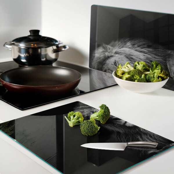 Szklana deska do krojenia z grafiką lwa w czerni i bieli