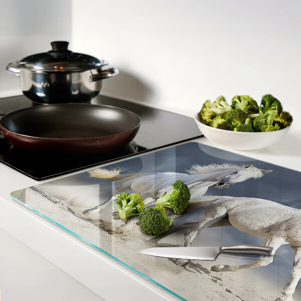 Szklana deska do krojenia z motywem białych koni w biegu