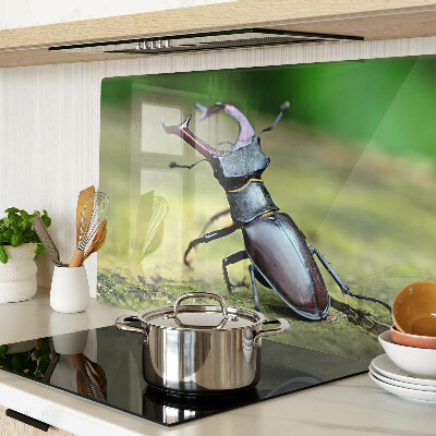 Deska kuchenna szklana z nadrukiem jelenia rogacza na zielonym tle