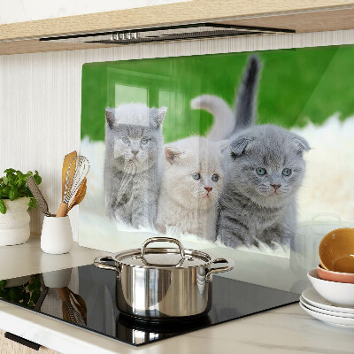 Szklana deska do krojenia z nadrukiem kociąt na zielonym tle