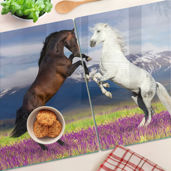 Szklana deska kuchenna z motywem koni na tle gór i kwiatów