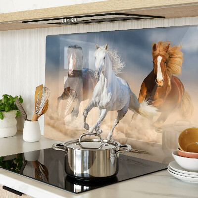 Deska kuchenna szklana z motywem trzech galopujących koni