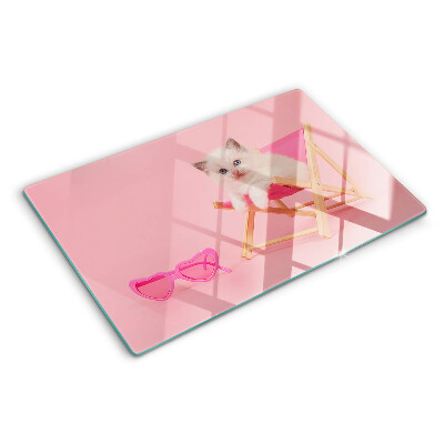 Szklana deska do krojenia z nadrukiem kotka na leżaku na różowym tle
