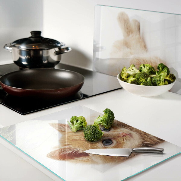 Deska kuchenna szklana z grafiką rudego kotka na białym tle