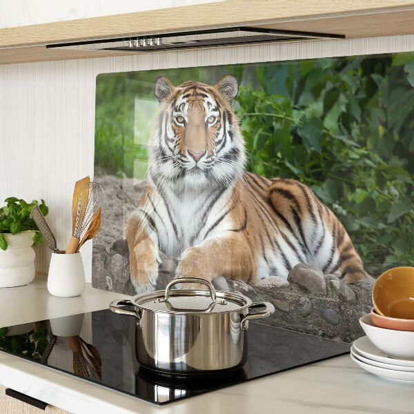 Szklana deska do krojenia z motywem tygrysa w naturalnym środowisku