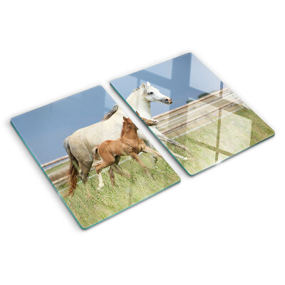Szklana deska do krojenia z motywem konia z źrebakiem na łące