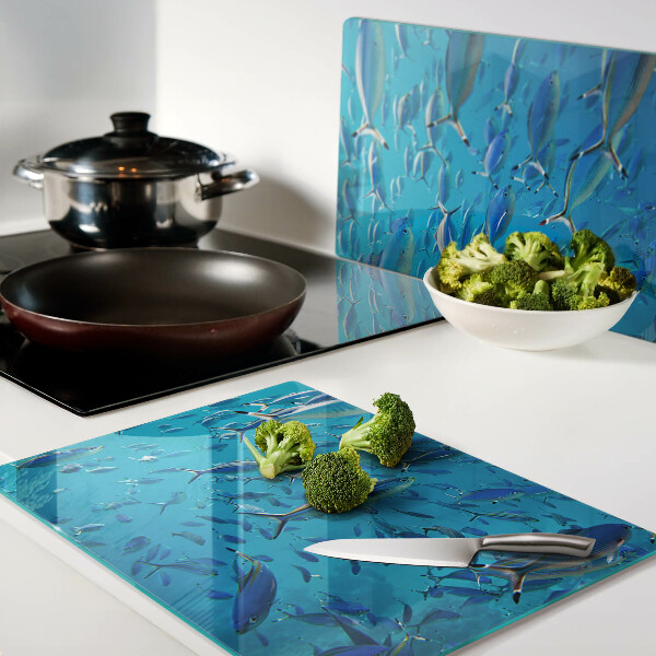 Szklana deska do krojenia z nadrukiem przedstawiającym ławicę ryb w przejrzystej wodzie
