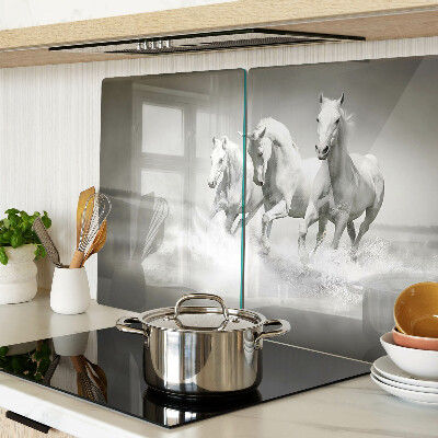 Szklana deska do krojenia z nadrukiem przedstawiającym konie w wodzie