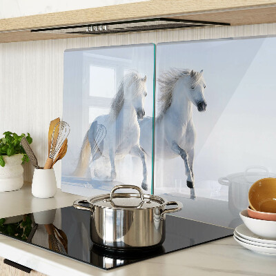 Szklana deska kuchenna z nadrukiem przedstawiającym dwa białe konie w szaleńczym galopie