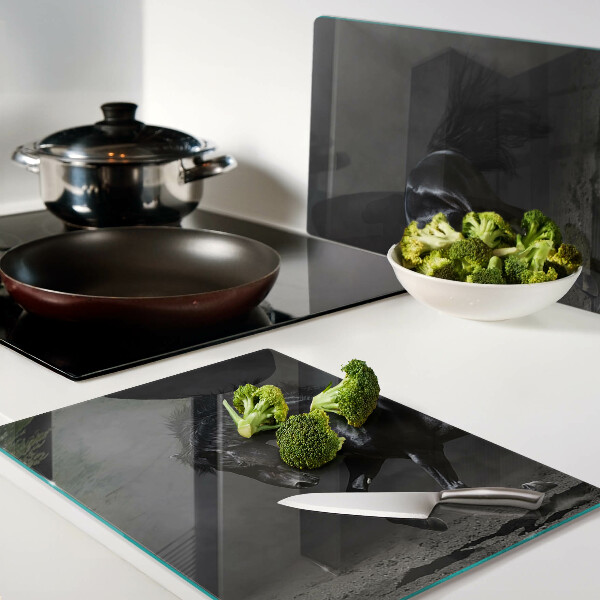 Szklana deska kuchenna z nadrukiem „Czarny koń w ruchu”