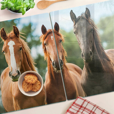 Deska kuchenna szklana z nadrukiem przedstawiającym konie w naturalnym krajobrazie