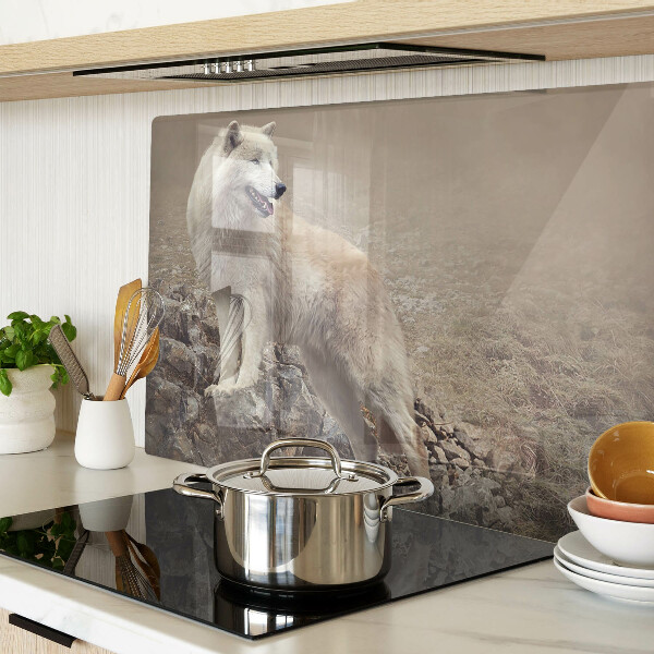 Szklana deska do krojenia z motywem wilka stojącego na skalistej górze