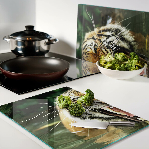 Szklana deska kuchenna z motywem tygrysa w ataku