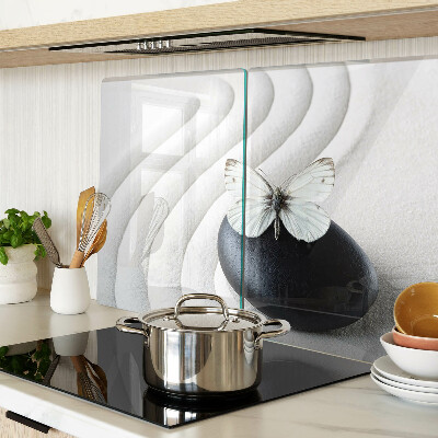 Deska kuchenna szklana z motywem motyla na tle kamienia