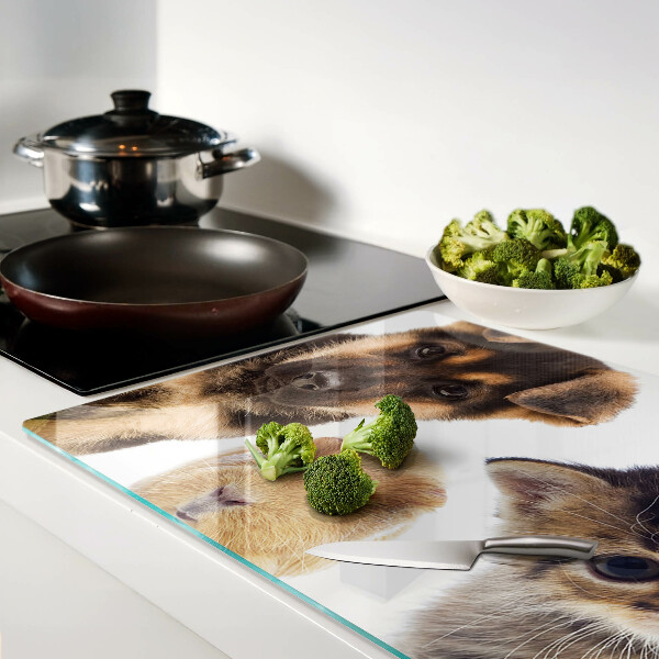 Deska kuchenna szklana z nadrukiem przedstawiającym psy, koty i króliki