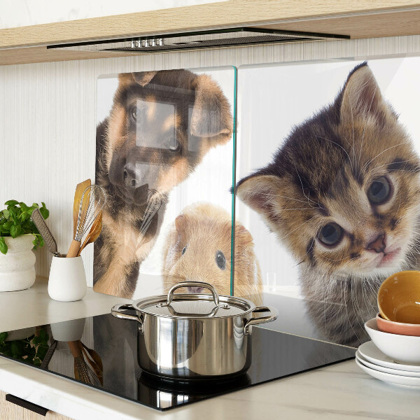 Deska kuchenna szklana z nadrukiem przedstawiającym psy, koty i króliki