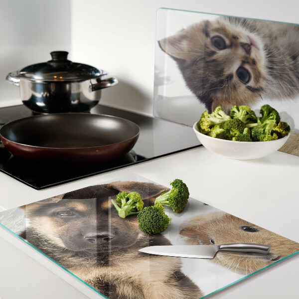 Deska kuchenna szklana z nadrukiem przedstawiającym psy, koty i króliki