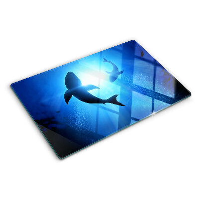Szklana deska do krojenia z motywem rekinów w podwodnym świetle