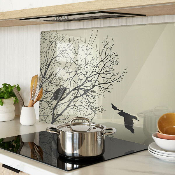 Deska kuchenna szklana z motywem ptaków siedzących na gałęziach drzew