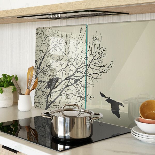 Deska kuchenna szklana z motywem ptaków siedzących na gałęziach drzew