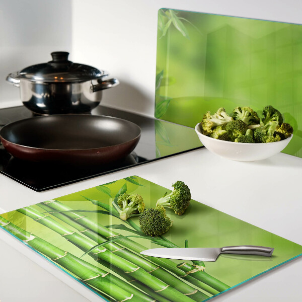 Szklana deska do krojenia z bambusowym wzorem na zielonym tle