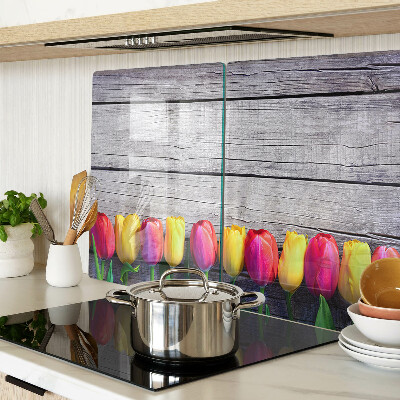 Deska kuchenna szklana z motywem tulipanów na tle drewnianym