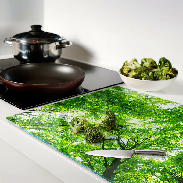 Deska kuchenna szklana z nadrukiem przedstawiającym lasy i zieleń drzew