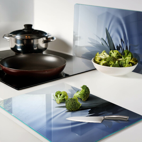 Szklana deska do krojenia z motywem lilii wodnej na tle wody