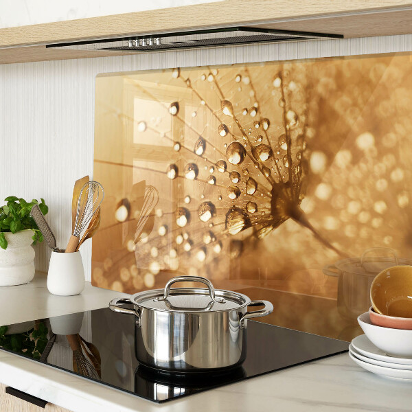 Szklana deska kuchenna z motywem kropli wody na mniszku lekarskim