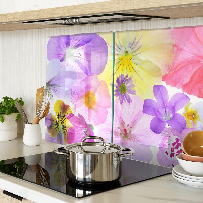 Szklana deska do krojenia z motywem kwiatów w pastelowych kolorach