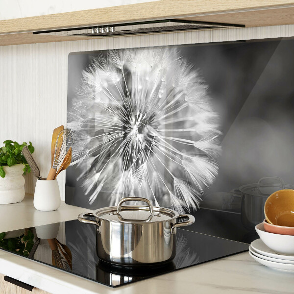 Szklana deska kuchenna z motywem dmuchawców w czerni i bieli