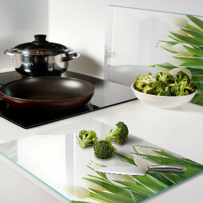 Deska kuchenna szklana z motywem tulipanów na tle zielonej trawy