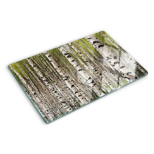 Szklana deska do krojenia z nadrukiem przedstawiającym białe brzozy w lesie