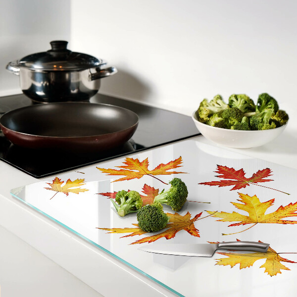 Deska kuchenna szklana z motywem liści klonu w jesiennych kolorach