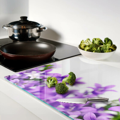 Szklana deska do krojenia z motywem fioletowych kwiatów