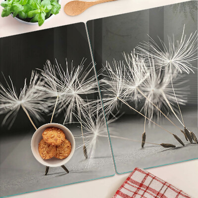 Szklana deska kuchenna z motywem puszystych dmuchawców na monochromatycznym tle