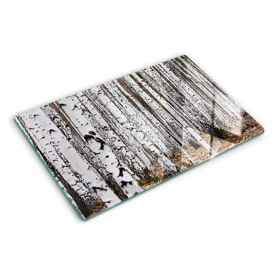 Szklana deska do krojenia z motywem białych pni drzew brzozowych