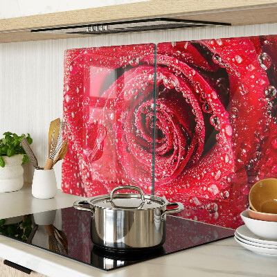 Deska kuchenna szklana z motywem czerwonej róży z kroplami wody