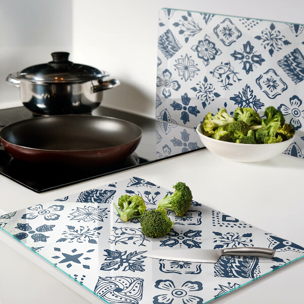 Szklana deska kuchenna z motywem kwiatowym w stylu folkowym