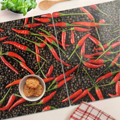 Szklana deska do krojenia z nadrukiem papryczek chili na czarnym pieprzu