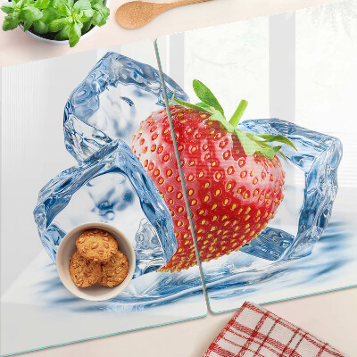 Szklana deska kuchenna z motywem truskawki zatopionej w lodzie
