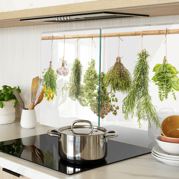 Szklana deska kuchenna z motywem ziół ułożonych w wiszące pęczki