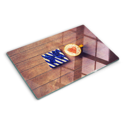 Szklana deska kuchenna z motywem serca na filiżance, idealna na prezent