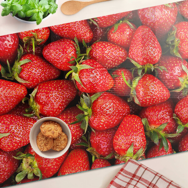 Deska kuchenna szklana z motywem truskawek na czerwonym tle