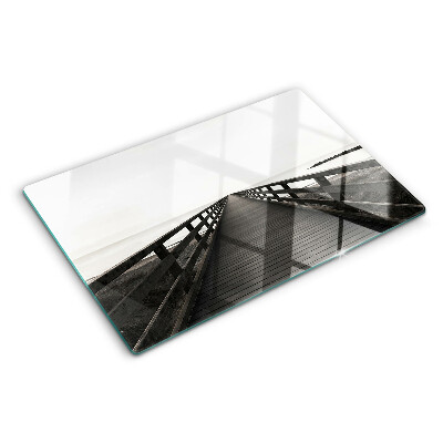 Szklana deska do krojenia z nadrukiem przedstawiającym drewniany pomost nad wodą