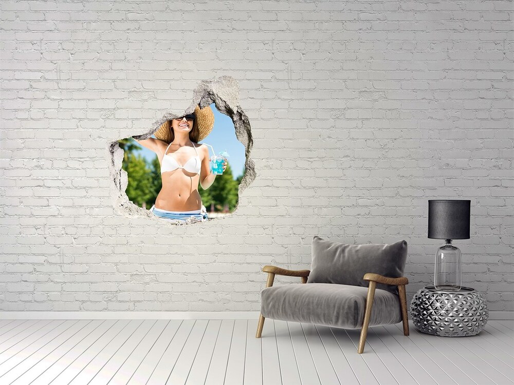 Fototapeta dziura na ścianę Kobieta nad basenem